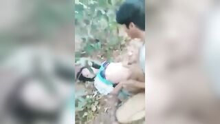 Em gái 16 tuổi tin lời bạn trai bỏ học bị đưa vào rẫy hoang đụ may người phát hiện.