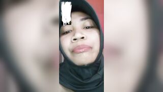 Gái dâm call video thủ dâm cùng trai vú to lồn múp dâm đãng