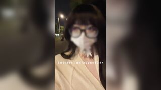 Khỏa thân bắt xe ngoài đường cùng e teen loli kính cận xinh dâm tq