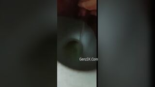 Gái dâm 2k9 non tơ thích thủ dâm một mình