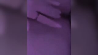 Bướm Non Ngồi Móc Bướm Sướng Rên Rỉ Trong Nhà Vệ Sinh Với Kĩ Năng Móc Điêu Luyện