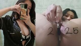 Con Đĩ Dâm 2k7 Đón Tết 2025 Với Cái Lồn Ngập Tinh