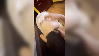 Được em dâu vén váy bú cu