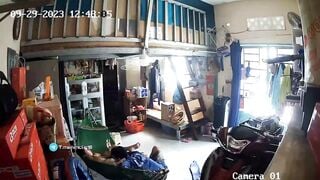 Niềm vui khi đi làm về có vợ địt nó một cái rồi tiếp tục mưu sinh