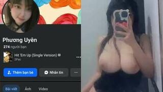 Clip Sex Phương Uyên (Chuckychoo) 1m5 Gymer Vú Khủng Lồn Hồng Đầy Nước 2