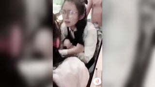 em bảo với chồng hôm nay em phải tăng ca về muộn